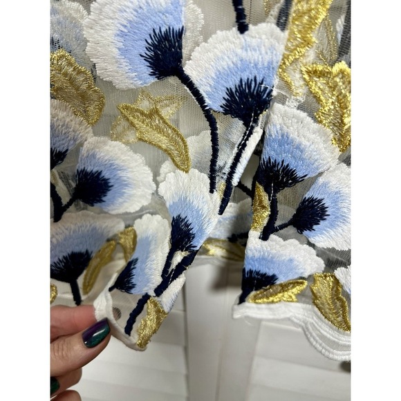 The Clothing Company Floral Embroidered Mesh Pencil Skirt Women's Size Small - Picture 6 of 10